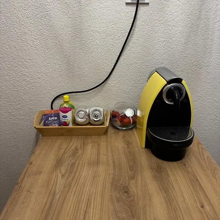 Bb *